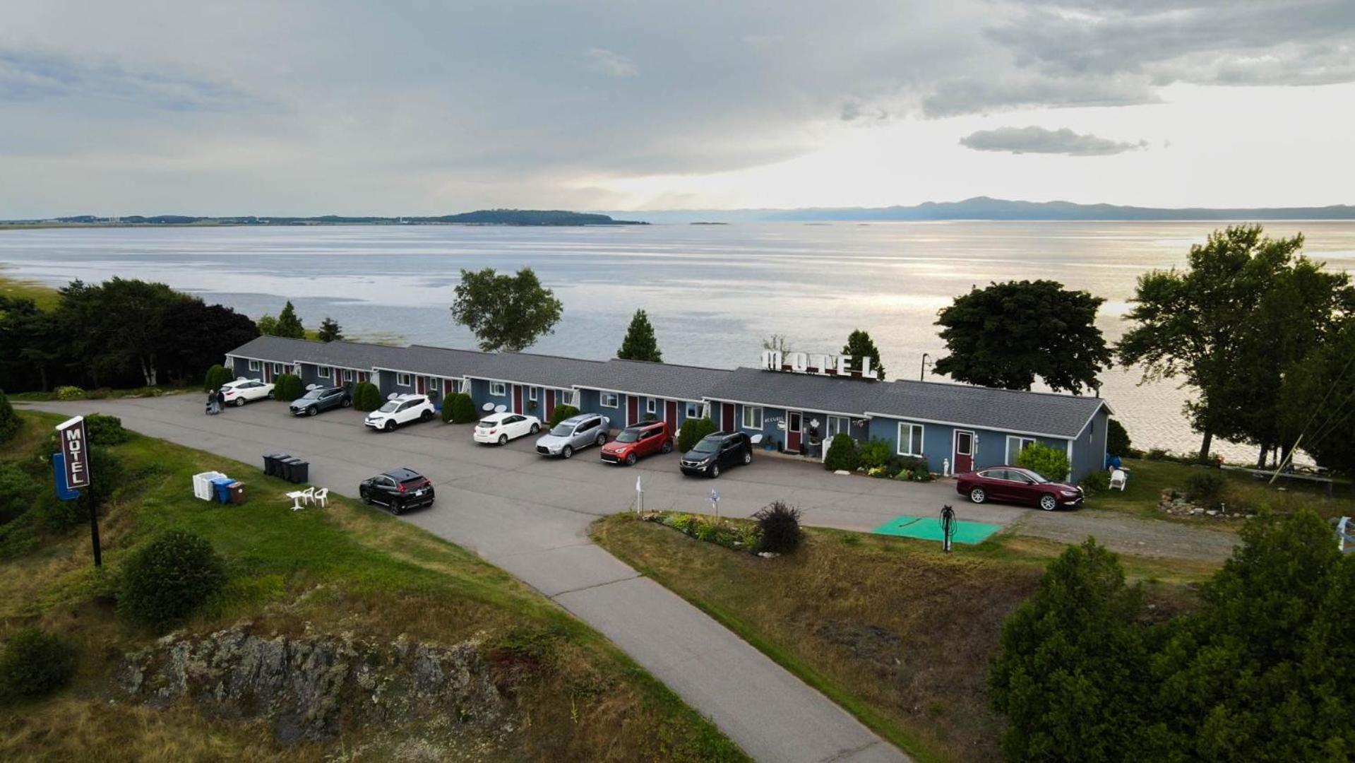 Motel Cap Blanc คามูราสกา ภายนอก รูปภาพ