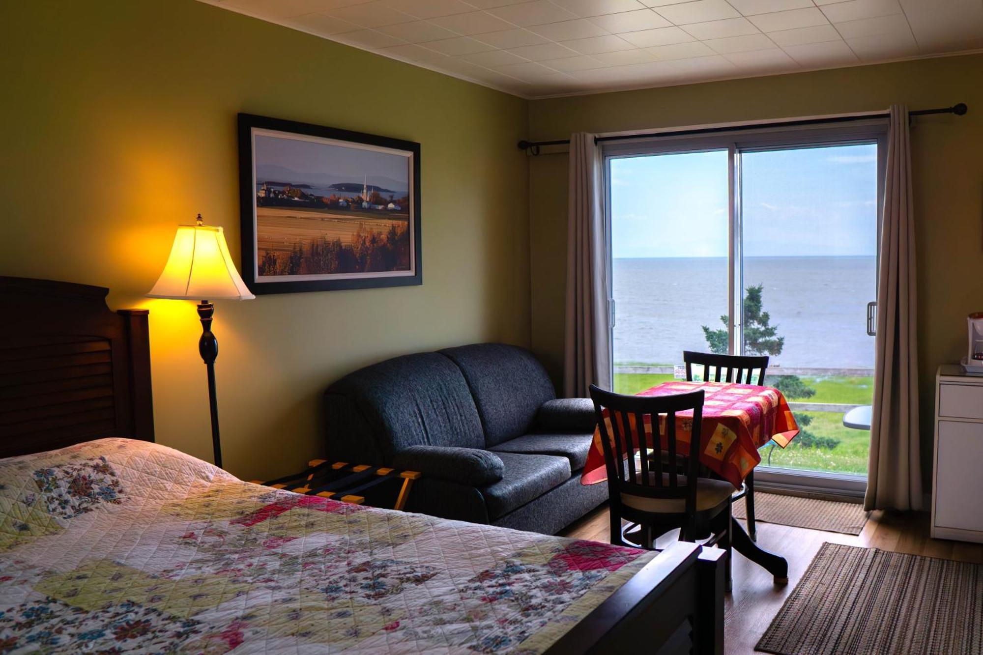 Motel Cap Blanc คามูราสกา ภายนอก รูปภาพ