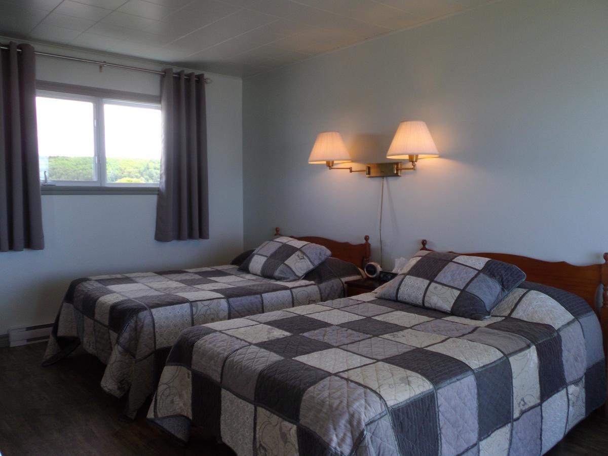 Motel Cap Blanc คามูราสกา ภายนอก รูปภาพ
